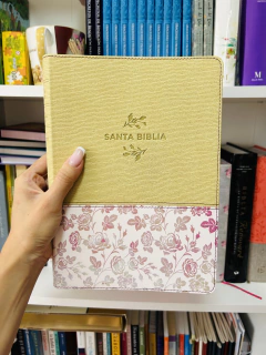 Biblia NTV Letra Grande Con Referencias Ultrafina Mantequilla Indice - Nueva Traducción Viviente