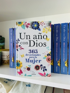 Un Año Con Dios - 365 Devocionales Para La Mujer