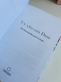 Un Año Con Dios - 365 Devocionales Para La Mujer - comprar online