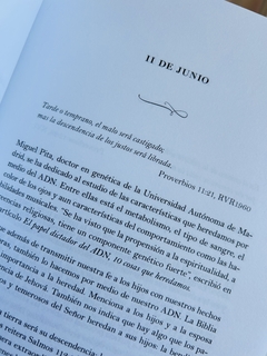 Un Año Con Dios - 365 Devocionales Para La Mujer