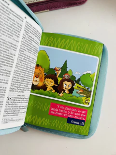 Imagen de Biblia Mi Gran Viaje RVR60 Turquesa Cierre Biblia para Niños