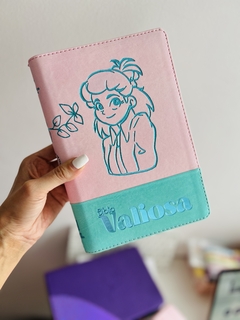 Biblia Valiosa Verde Menta Canto Plateado con cierre TLA - El Maestro Tejedor
