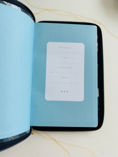 Biblia Ultrafina NTV Ziper Azul Flores en internet