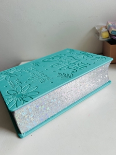 Biblia Devocional Arte turquesa con canto plateado de estrellas RVR 1960 - tienda online