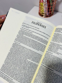 Biblia edicion artistica, Tapa dura tela con borde dorado NVI - comprar online