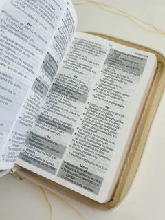 Santa Biblia de Promesas, Jesús Para Todos, Letra Grande, con cierre, Marfil Reina Valera 1960 - El Maestro Tejedor