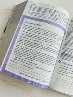 Biblia De Una Joven Conforme Al Corazón De Dios/Tapa Dura - comprar online
