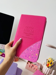 Biblia de promesas Fucsia de Estrellas Reina Valera