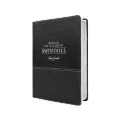 Biblia de estudio Swindoll NTV negro en internet