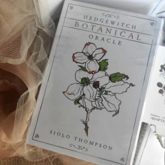 Oráculo Hedgewitch botanical con guidebook Entrega Inmediata - comprar online
