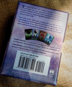 Moonology Manifestation Oracle: A 48-Card Deck and Guidebook - comprar online