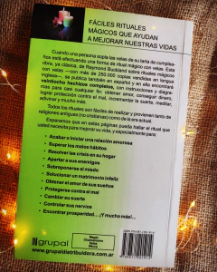 Rituales prácticos con velas de Raymond Buckland - comprar online
