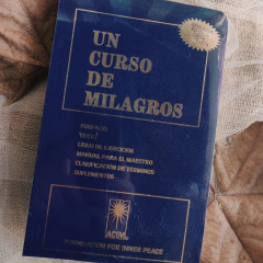 Un curso de milagros