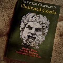Magia Goetica ilustrada de Crowley