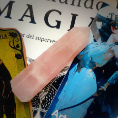 Obelisco de Cuarzo Rosa - comprar online
