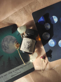 Hekate Oil