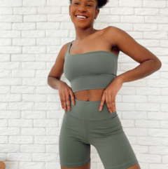 SHORTS COMFY - VERDE MILITAR - comprar online