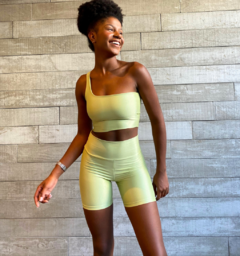 SHORTS COMFY - VERDE OLIVA CANELADO na internet