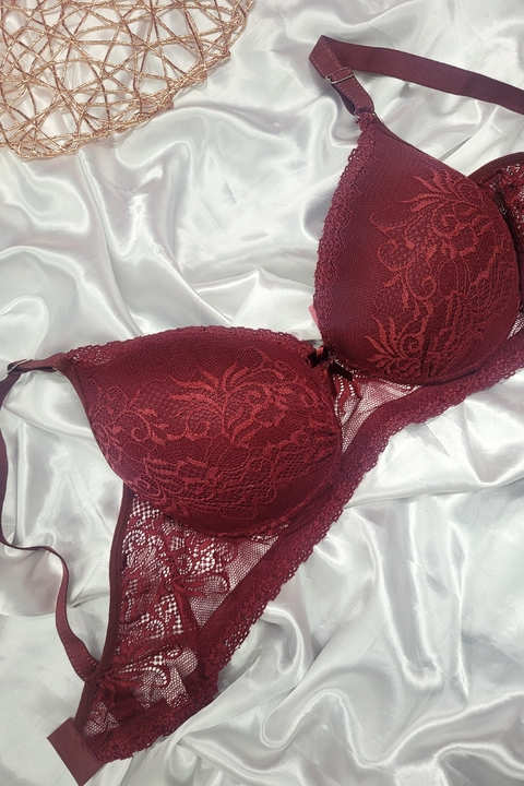 SUTIÃ COM BOJO PLUS SIZE RENDADO