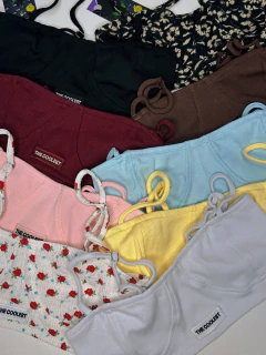 CONJUNTO THE CLOSET TOP E HOTPANTS - comprar online