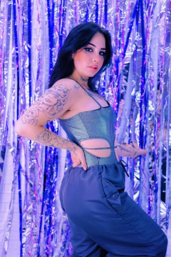 Body assimetrico laminado cut out na internet