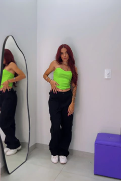 Corset neon vibes na internet