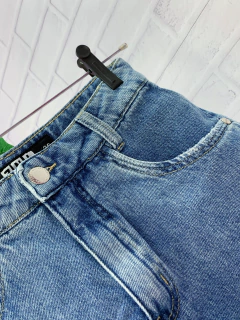 Short mom jeans rasgos - comprar online
