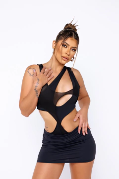 Body Euphoria cut out na internet