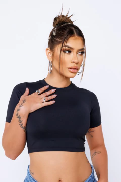 Cropped essential poliamida na internet