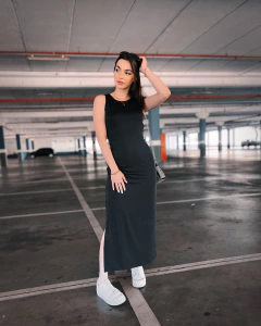 Vestido babe abertura costas midi na internet