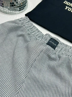 Calça Los Angeles wide led cos com elástico preta/branco - loja online