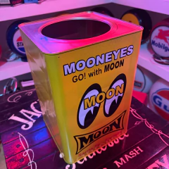 Lata grande MOON en internet