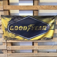 Bandera Goodyear