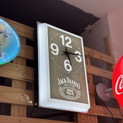 Reloj Retro-Iluminado Jack Daniels en internet