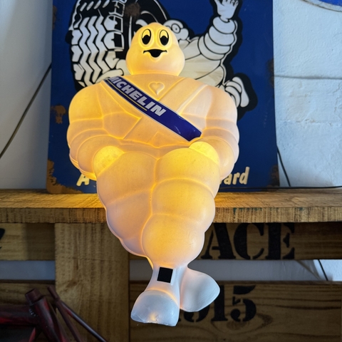 Muñeco Michelin con luz