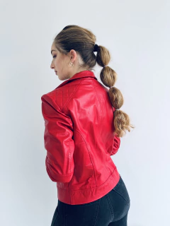 CAMPERA CLOE ROJA - Tauro Cuer MDQ