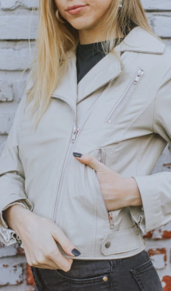 CAMPERA JULIA TIZA en internet