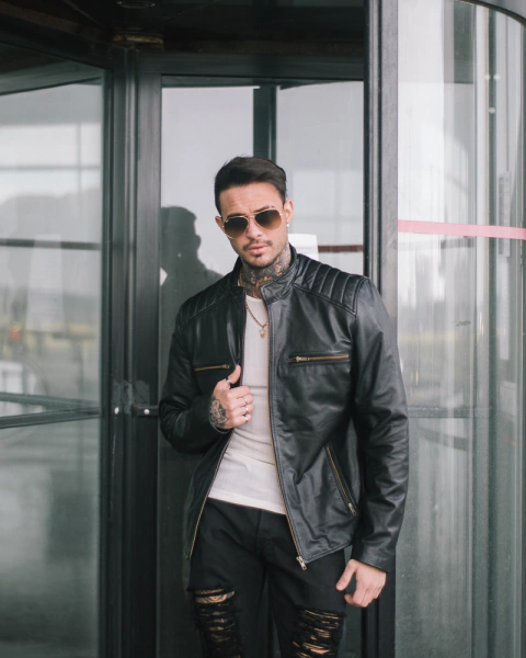 CAMPERA PATRICIO NEGRA