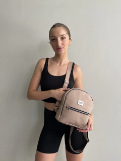 Mochila Lupe on internet