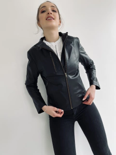 Imagen de CAMPERA ROXY NEGRA