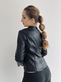 CAMPERA ROXY NEGRA - tienda online