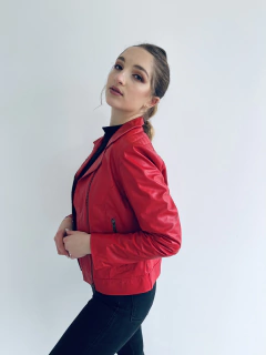 CAMPERA CLOE ROJA en internet
