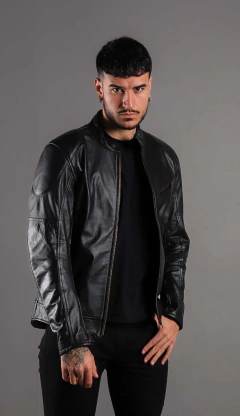 CAMPERA BENICIO NEGRA - comprar online
