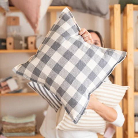 ALMOHADÓN 40 X 40 escocés