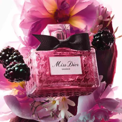Christian Dior, Miss Dior Essence en internet
