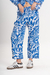 Pantalon flowers azul en internet