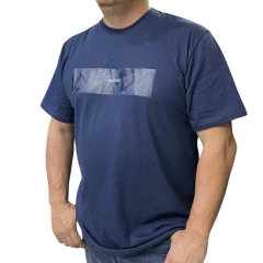 Remera estampa camuflada en internet