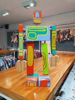 Robot de madera desarmable (290)