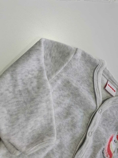Saquito plush gris owoko 3m(127) - comprar online