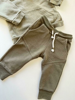 Pantalon verde algodon crayon 9m(153)